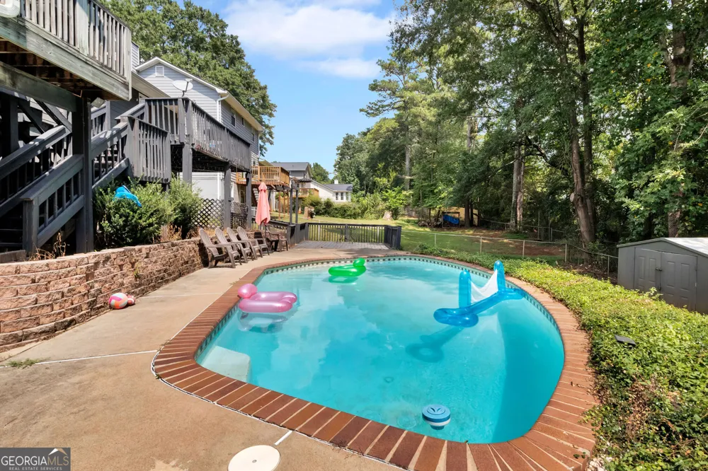2160 Rocky Mill DR Lawrenceville, GA 30044