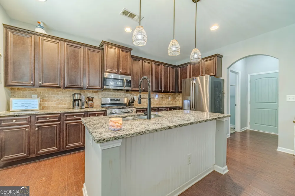 1102 Bald Eagle TRCE Hoschton, GA 30548