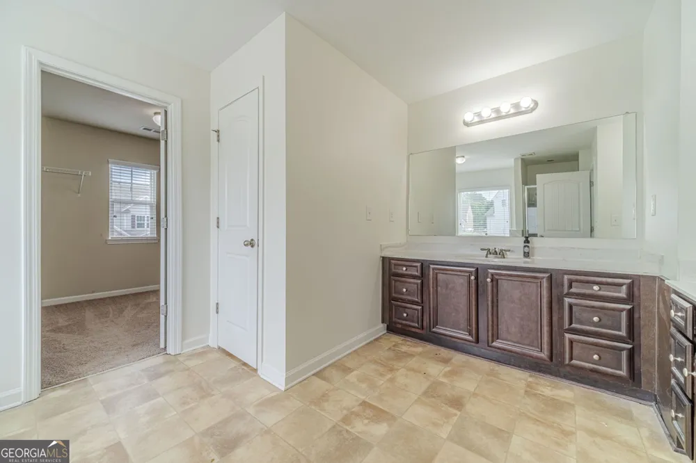 1102 Bald Eagle TRCE Hoschton, GA 30548
