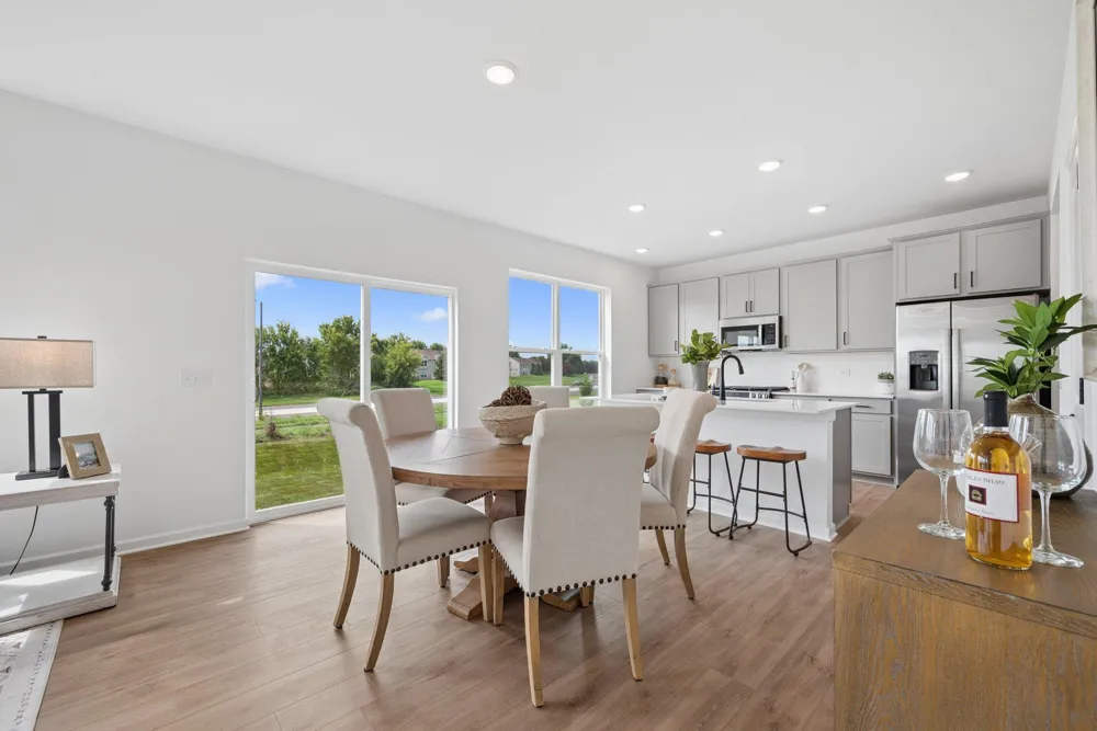 1473 Philipp Way Shakopee, MN 55379