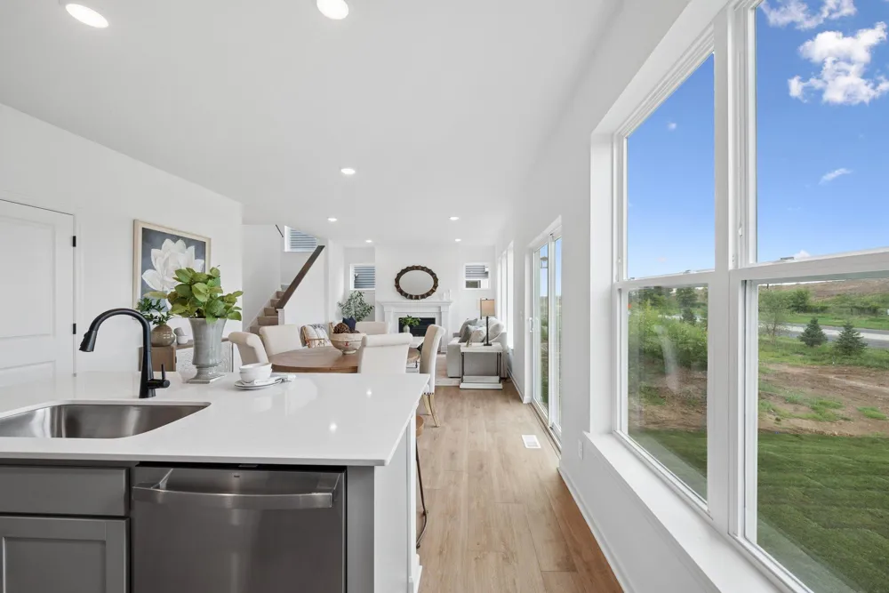 1473 Philipp Way Shakopee, MN 55379