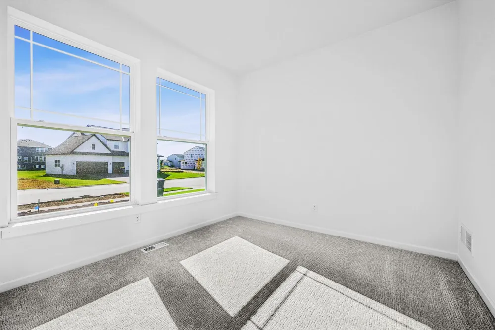 1494 Tyrone Drive Shakopee, MN 55379
