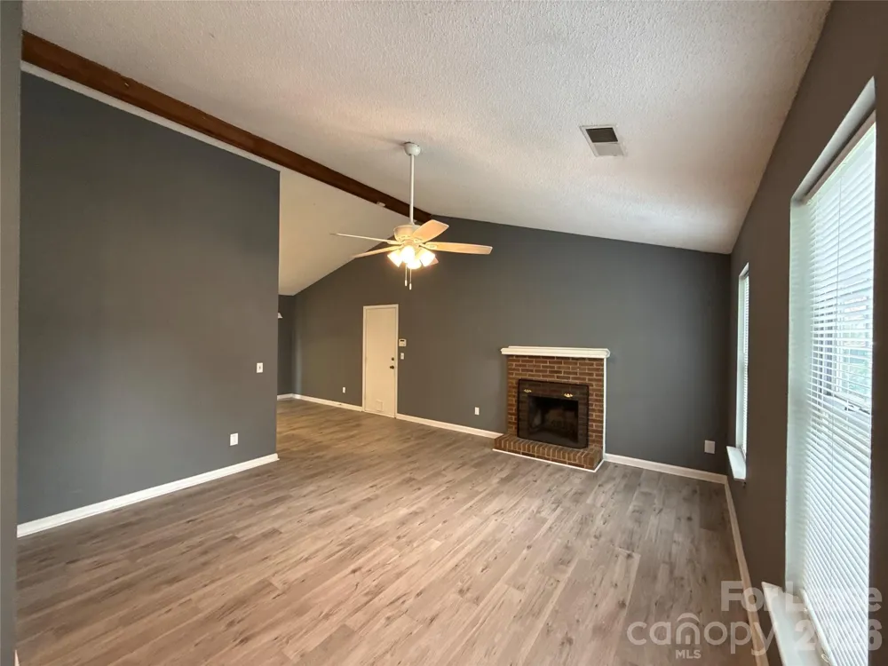 11111 Meadow Bank Lane Charlotte, NC 28262