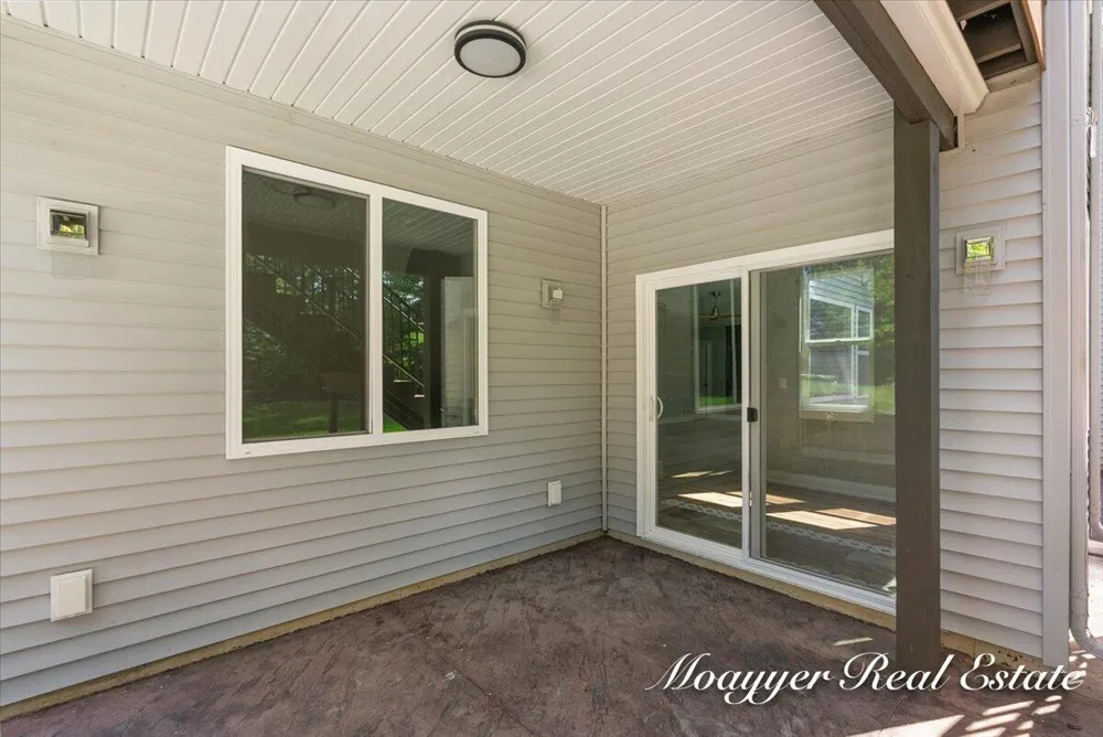 1835 Gloryfield Drive SW Byron Center, MI 49315
