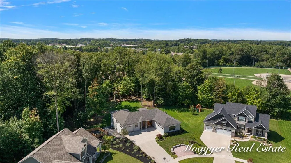 1835 Gloryfield Drive SW Byron Center, MI 49315