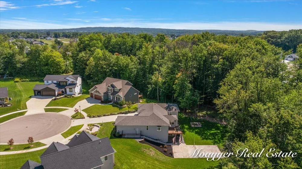 1835 Gloryfield Drive SW Byron Center, MI 49315