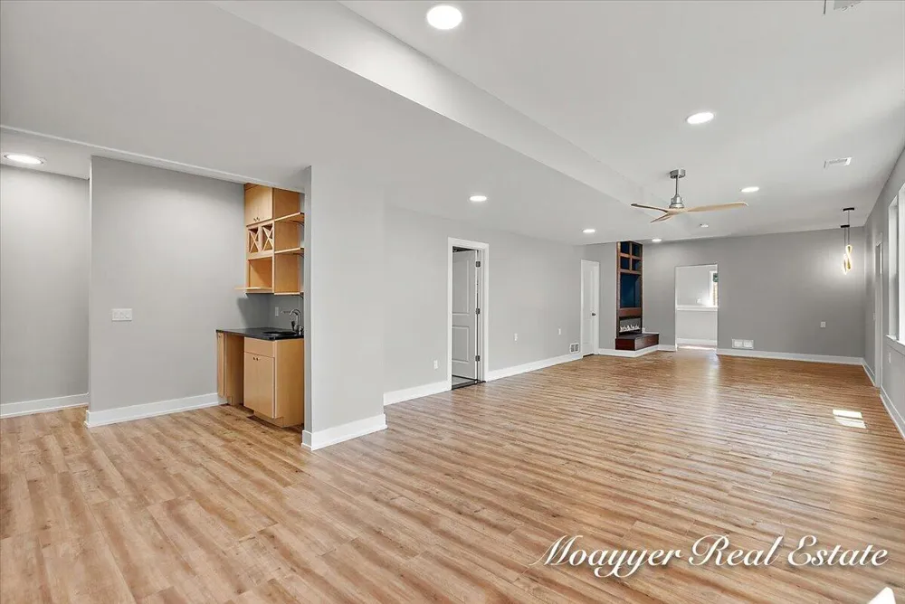 1835 Gloryfield Drive SW Byron Center, MI 49315
