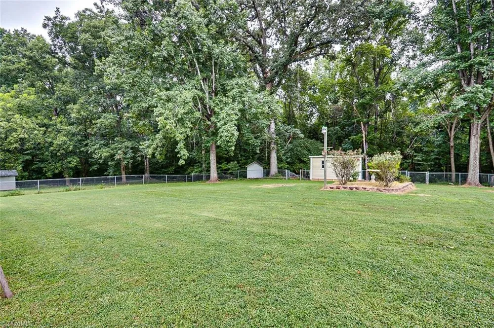 4667 Huntingwood Road Ramseur, NC 27316