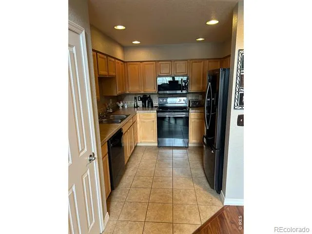 805 Summer Hawk Drive #158 Longmont, CO 80504