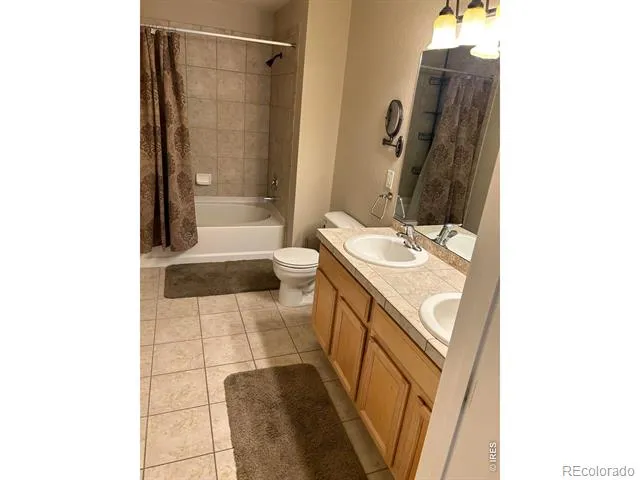 805 Summer Hawk Drive #158 Longmont, CO 80504