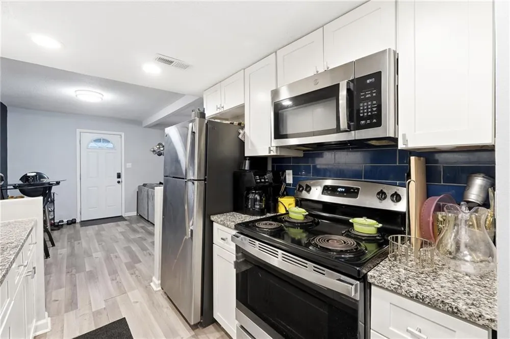 754 Garden View Drive Stone Mountain, GA 30083