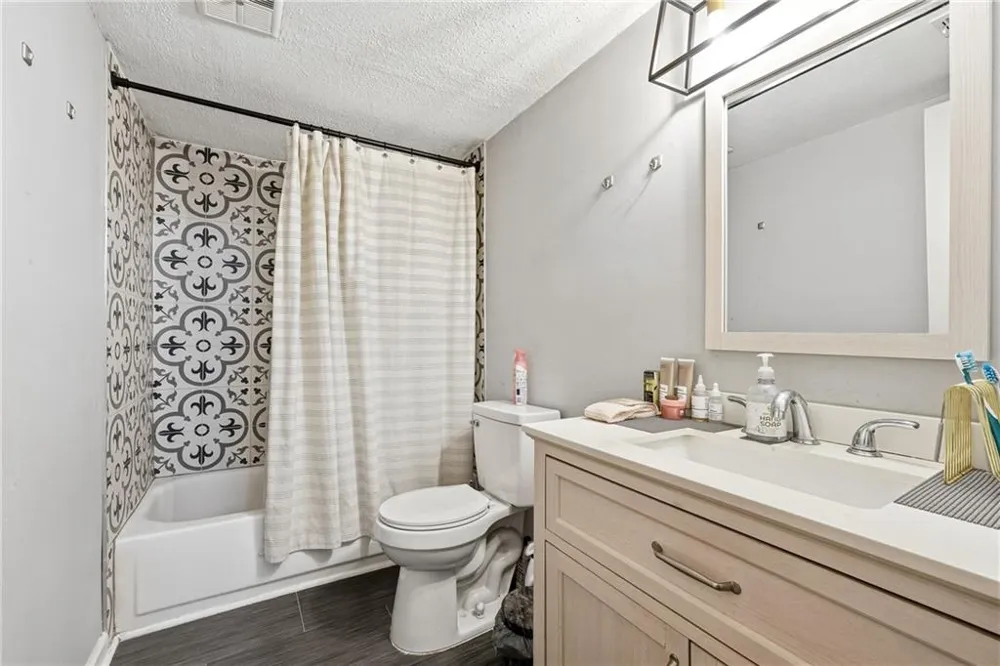 754 Garden View Drive Stone Mountain, GA 30083