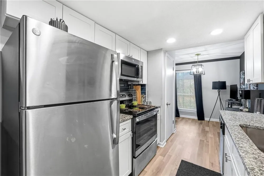 754 Garden View Drive Stone Mountain, GA 30083