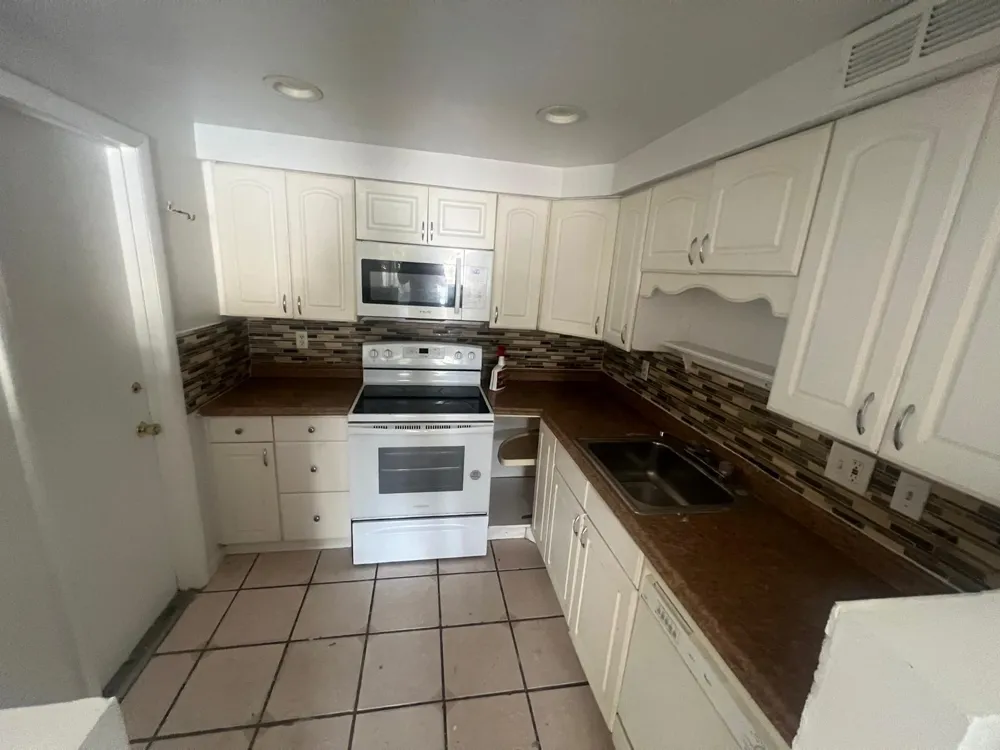 624 NW 13TH STREET #0110 Boca Raton, FL 33486