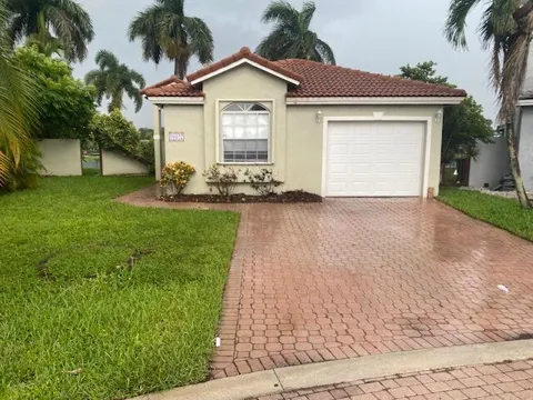 10627 NW 7TH STREET