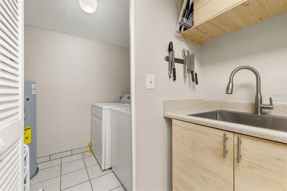 2025 SYLVESTER ROAD #P4 Lakeland, FL 33803