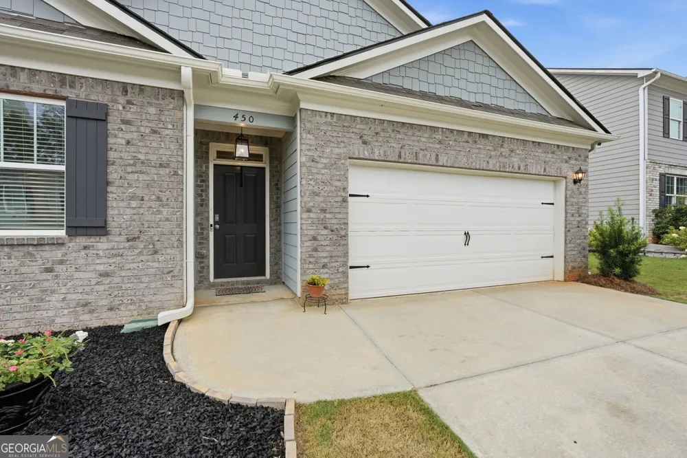 450 Starbuck PKWY Pendergrass, GA 30567