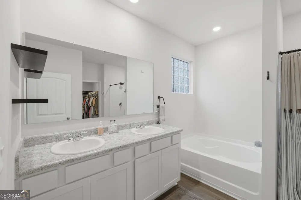 450 Starbuck PKWY Pendergrass, GA 30567