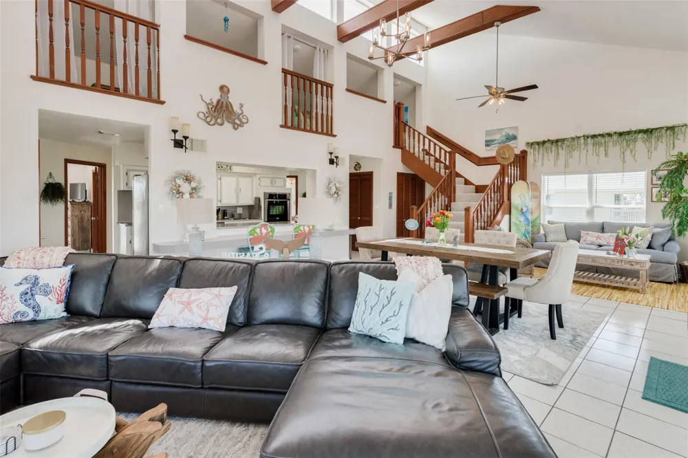 4112 Isla Del Sol Drive Galveston, TX 77554