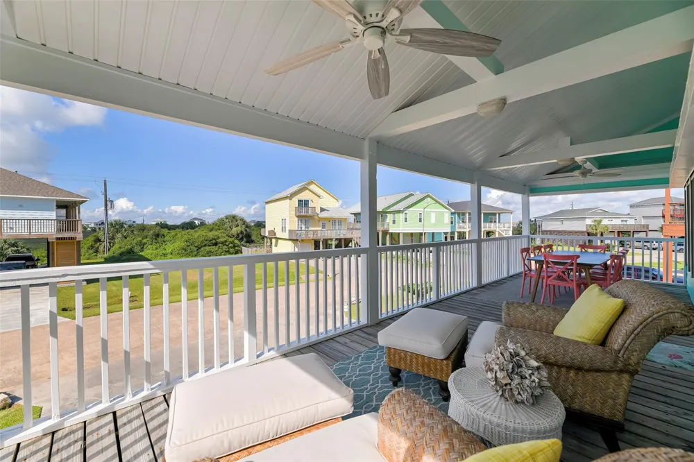 4112 Isla Del Sol Drive Galveston, TX 77554