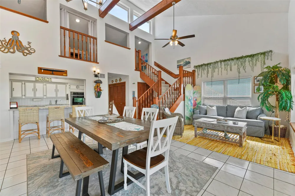 4112 Isla Del Sol Drive Galveston, TX 77554