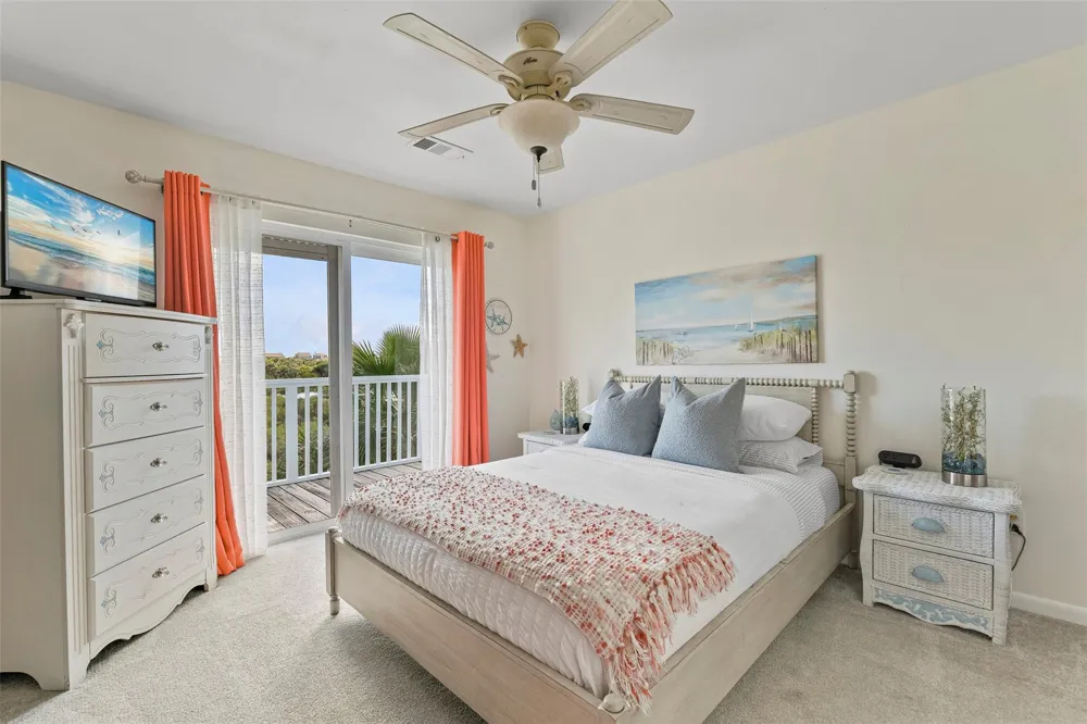 4112 Isla Del Sol Drive Galveston, TX 77554