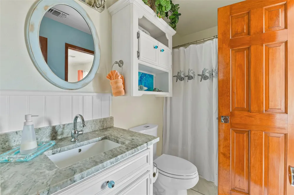 4112 Isla Del Sol Drive Galveston, TX 77554
