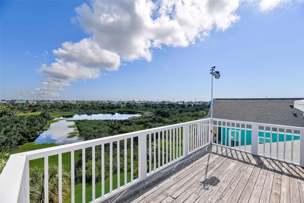4112 Isla Del Sol Drive Galveston, TX 77554