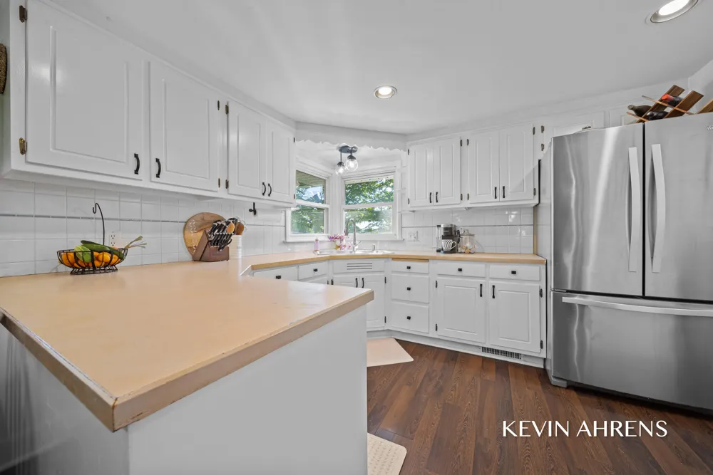2414 Barry Street Hudsonville, MI 49426