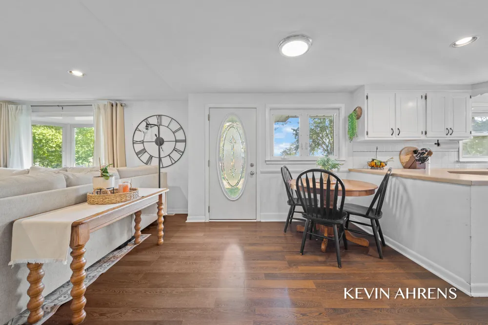 2414 Barry Street Hudsonville, MI 49426