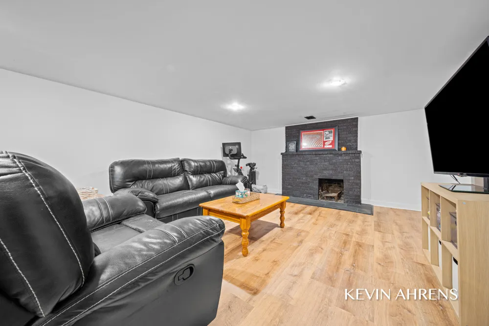 2414 Barry Street Hudsonville, MI 49426