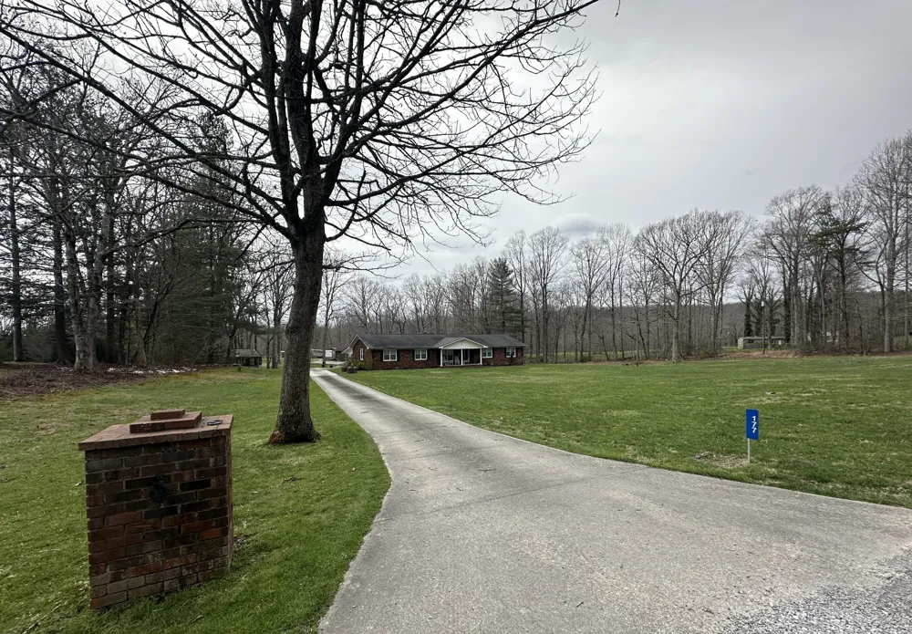 177 Plain View Lake Dr Tracy City, TN 37387
