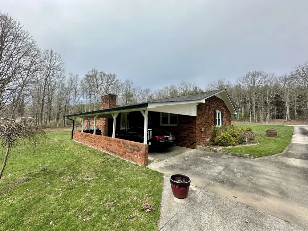 177 Plain View Lake Dr Tracy City, TN 37387