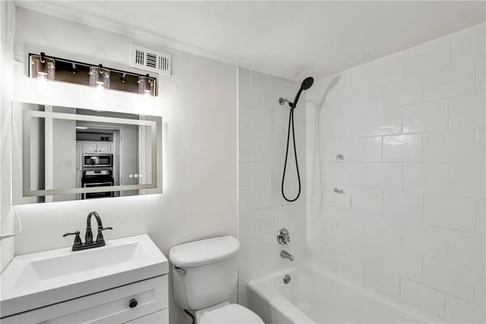 620 Peachtree street #1709 Atlanta, GA 30308