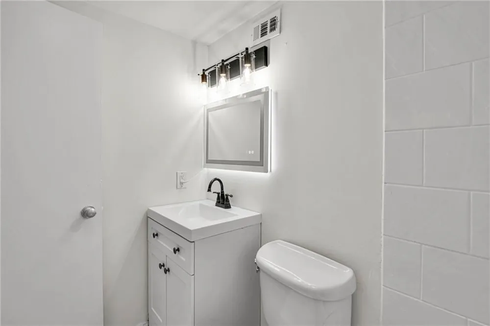 620 Peachtree street #1709 Atlanta, GA 30308