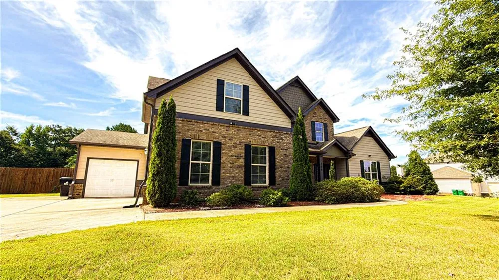 205 Vandalay Way Locust Grove, GA 30248