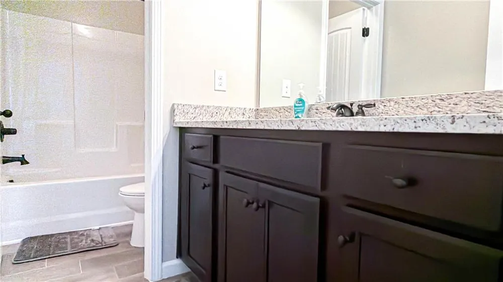 205 Vandalay Way Locust Grove, GA 30248