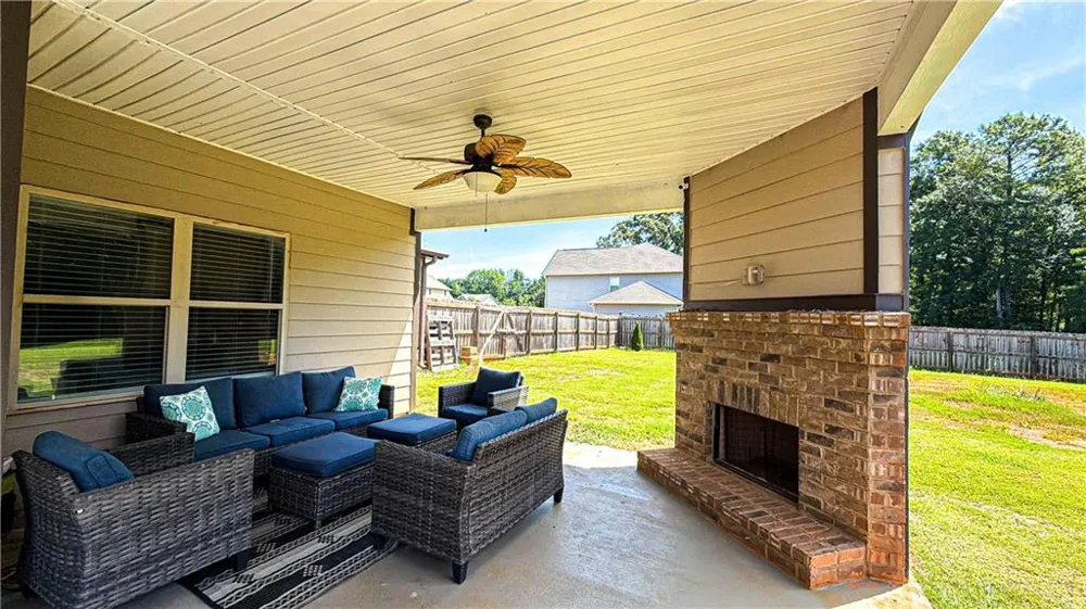 205 Vandalay Way Locust Grove, GA 30248