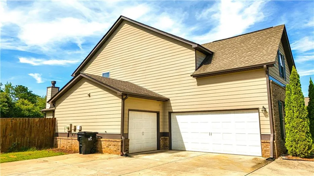 205 Vandalay Way Locust Grove, GA 30248
