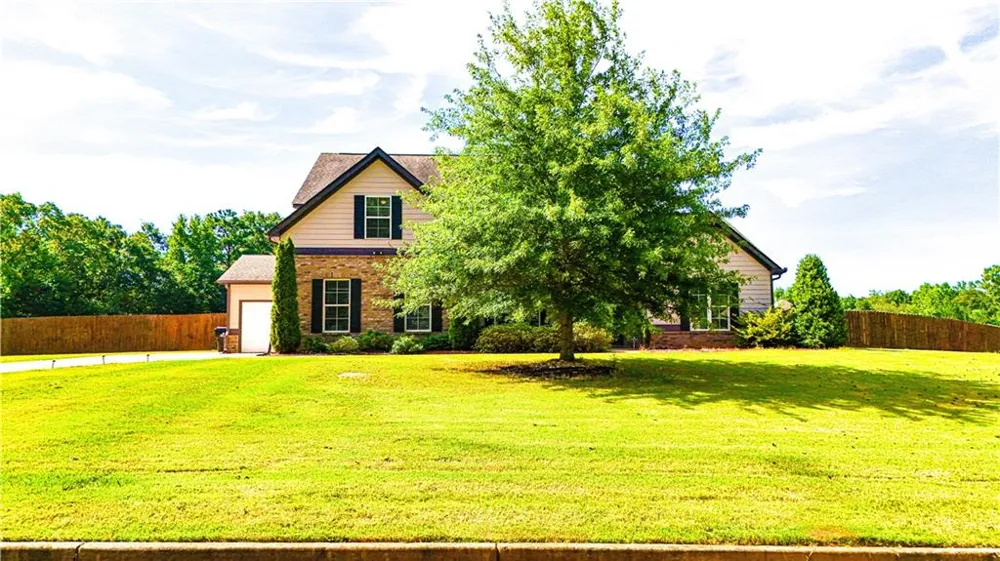 205 Vandalay Way Locust Grove, GA 30248