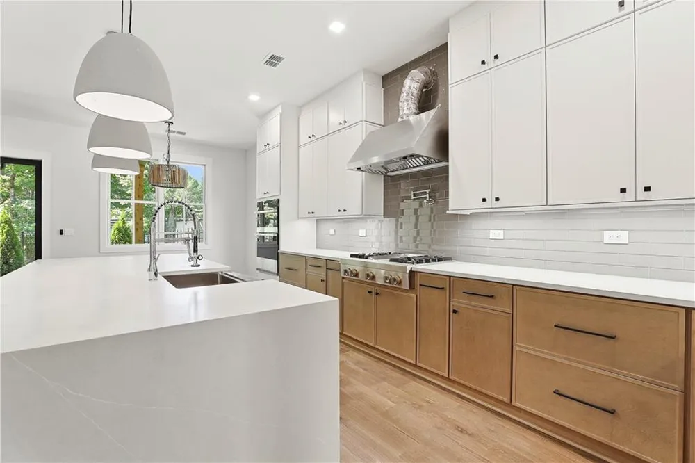 910 Laurel Brooke Avenue Peachtree City, GA 30269