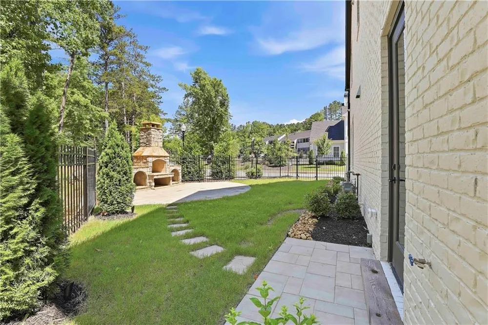 910 Laurel Brooke Avenue Peachtree City, GA 30269
