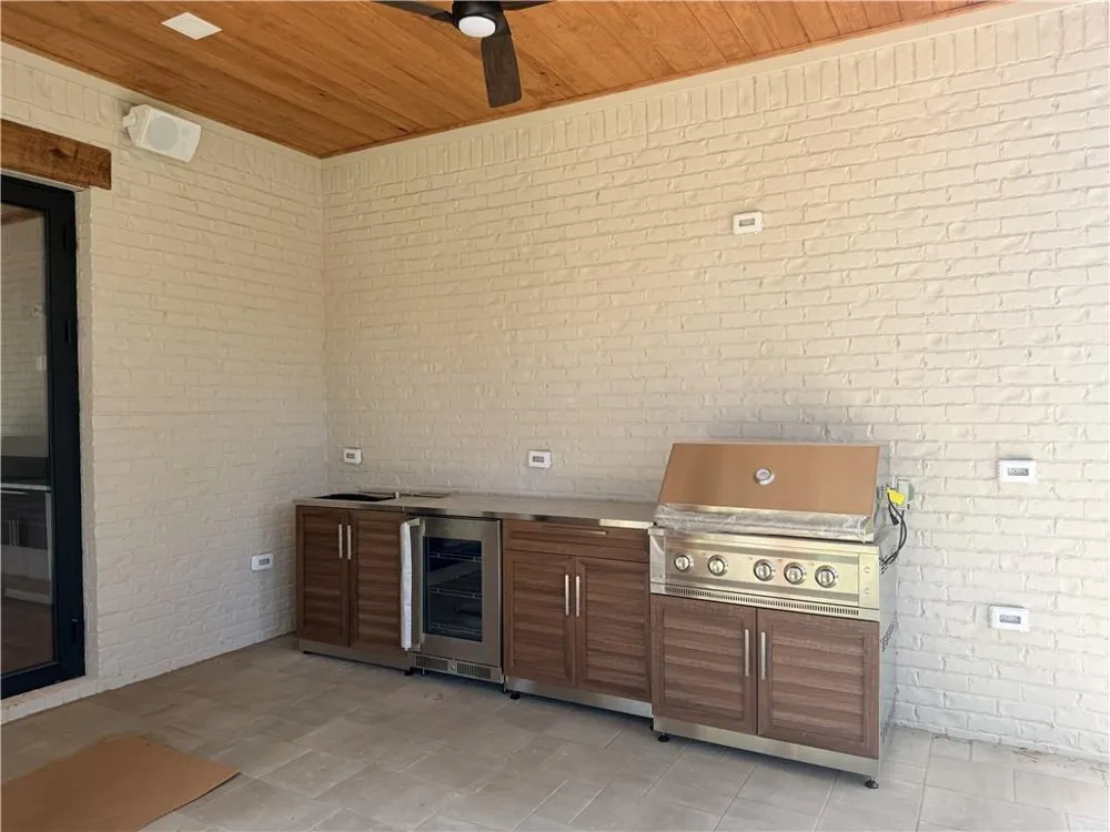 910 Laurel Brooke Avenue Peachtree City, GA 30269