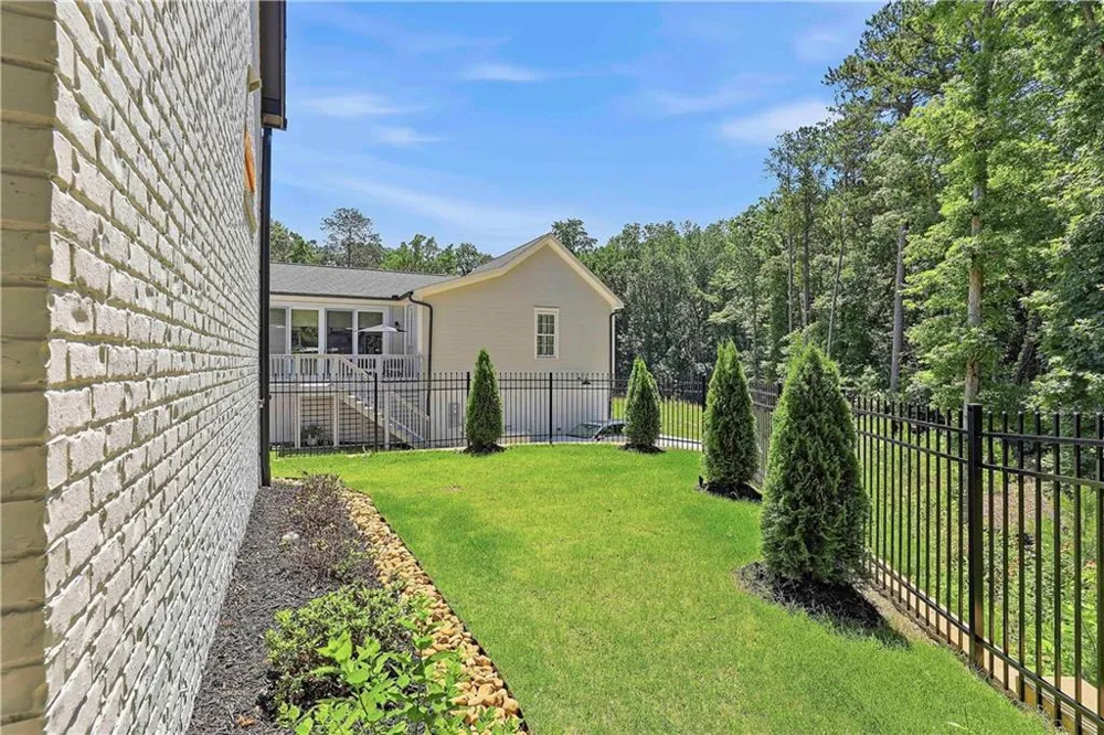 910 Laurel Brooke Avenue Peachtree City, GA 30269