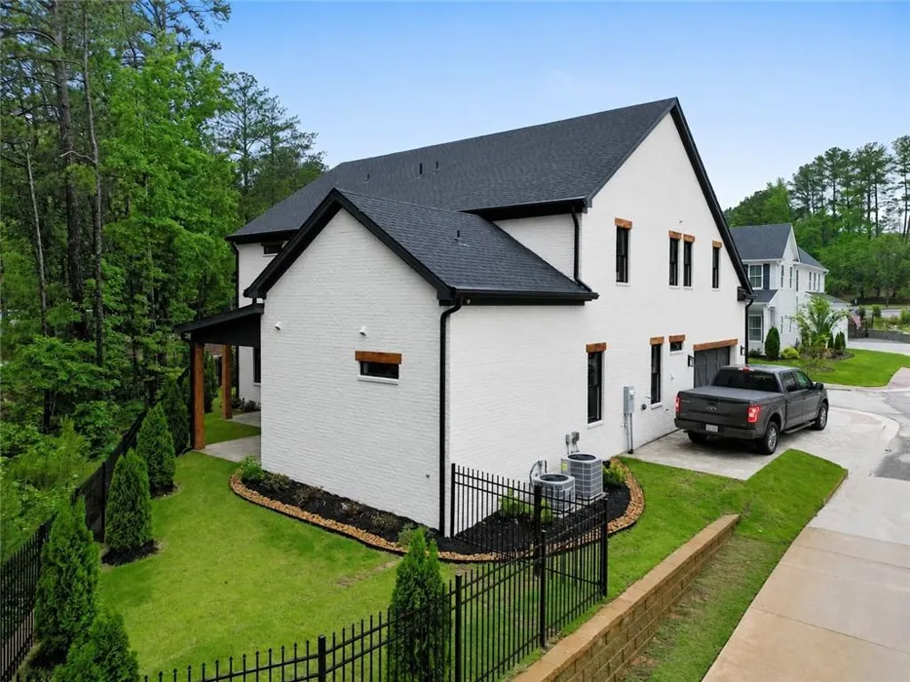 910 Laurel Brooke Avenue Peachtree City, GA 30269