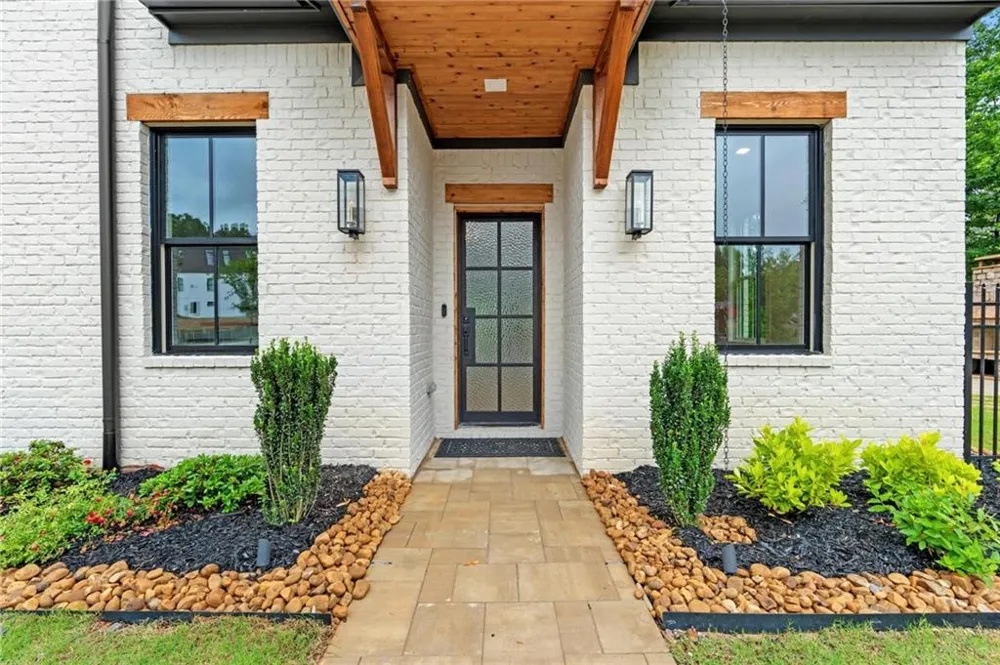 910 Laurel Brooke Avenue Peachtree City, GA 30269