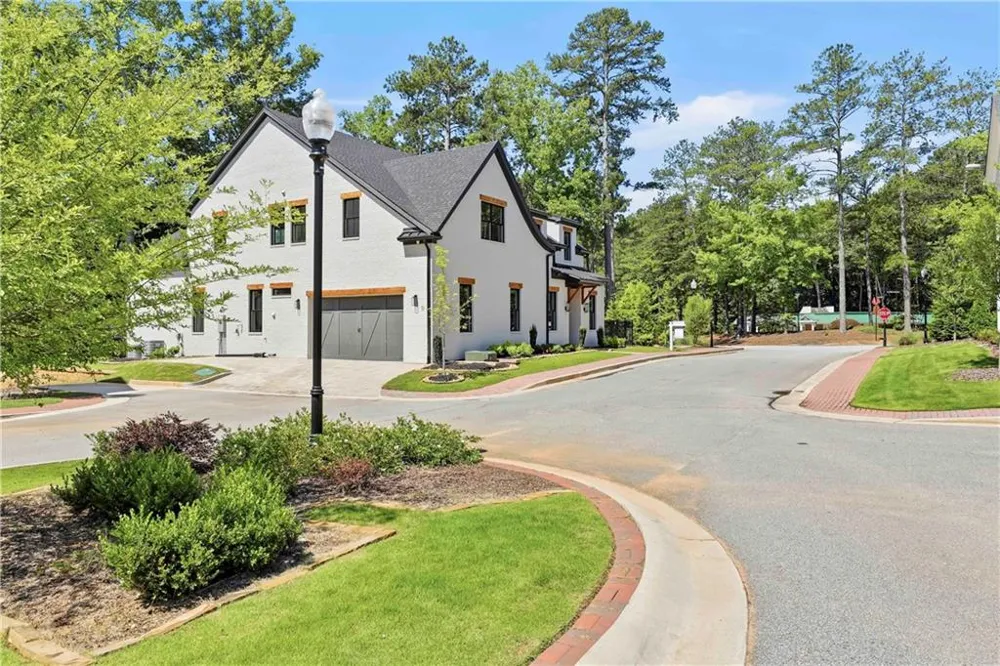 910 Laurel Brooke Avenue Peachtree City, GA 30269