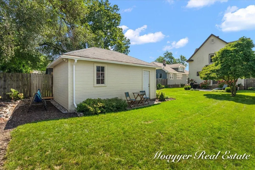 1219 Hudson Street SW Wyoming, MI 49509