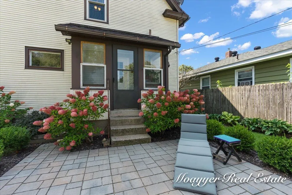 1219 Hudson Street SW Wyoming, MI 49509