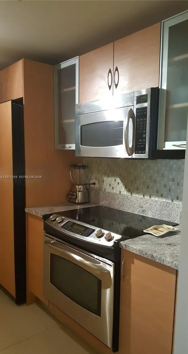18800 NE 29th Ave #827 Aventura, FL 33180